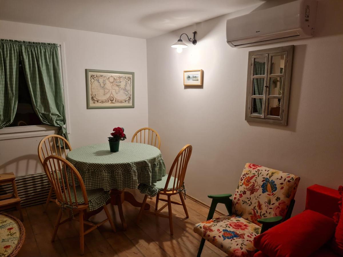Charismatic Garden Cottage With Sea View Lokva Rogoznica Exteriér fotografie